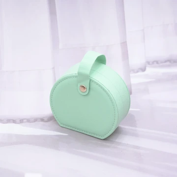 半月形皮革×小手提飾品盒×綠色.avif
