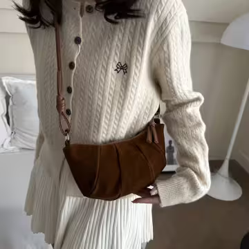 復古牛角包仿麂皮×斜背包×深咖