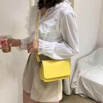 簡約純素面不對稱背帶×斜背包×黃色