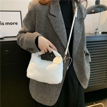 皺折提把毛絨小包方×斜背包×白色.avif