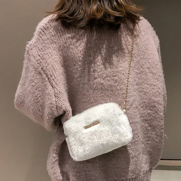 毛絨可愛小巧方包×斜背包×白色.avif