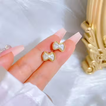 316鋼飾×白色可愛蝴蝶結×耳釘