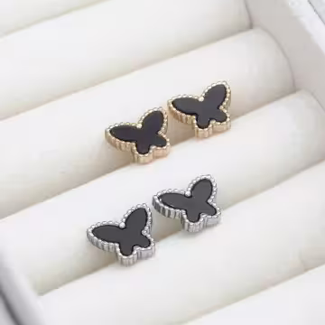 316鋼飾×酷黑蝴蝶×耳釘×共二色