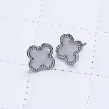 316鋼飾×白色四葉草×耳釘×共二色
