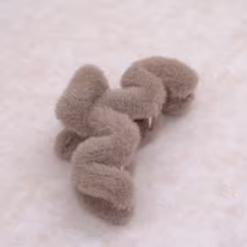 超大M字絨毛×鯊魚夾×共五色