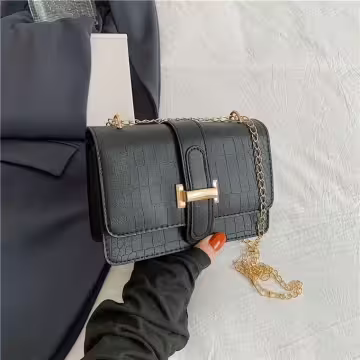 鱷魚石紋經典H扣×斜背包×黑色