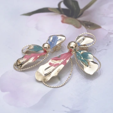 琺瑯金屬大花朵×蚊香盤U型耳夾.avif