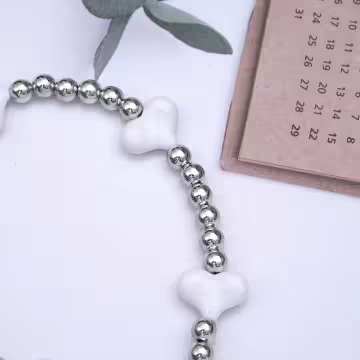 小愛心&times;手機腕帶掛繩&times;白色