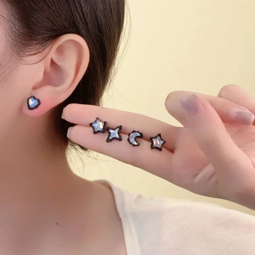 星月樂園×單邊四套件耳環組.avif