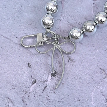 大銀珠細線蝴蝶結×手機掌上掛繩.avif