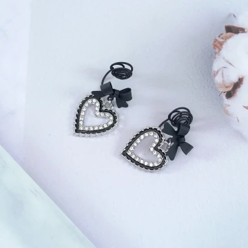 甜酷黑蝴蝶結愛心×蚊香盤U型耳夾.avif