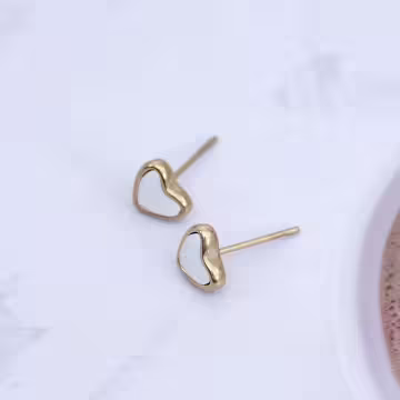 鋼飾&times;白色愛心&times;耳釘&times;金色
