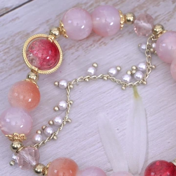 金橢圓紅底鑲鑽亮面×穿戴式手指甲片×二十四入 .avif