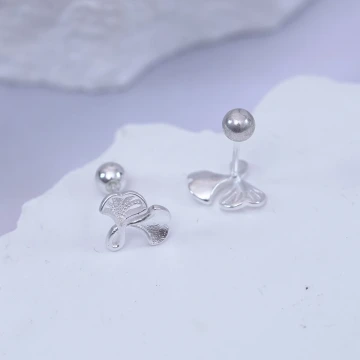 925銀針× 花苞待放×耳勾.avif