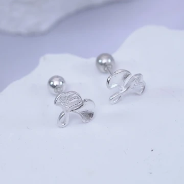 925銀針× 花苞待放×耳勾.avif