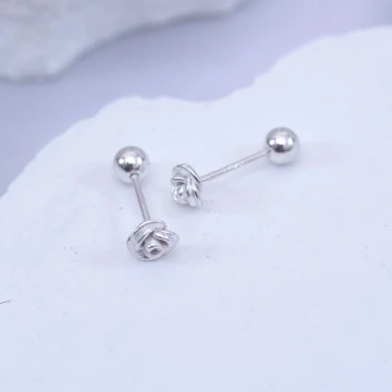 925銀針× 花苞待放×耳勾.avif