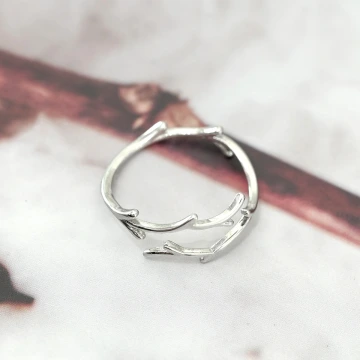 925銀飾&times;樹椏枝條&times;開口戒指.avif