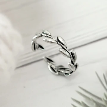 925銀飾&times;拾起橄欖枝&times;開口戒指.avif