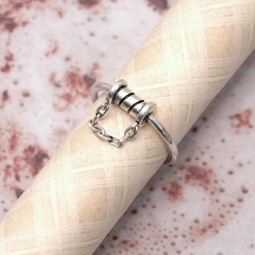 925銀飾&times;小蠻腰鍊條&times;開口戒指.avif