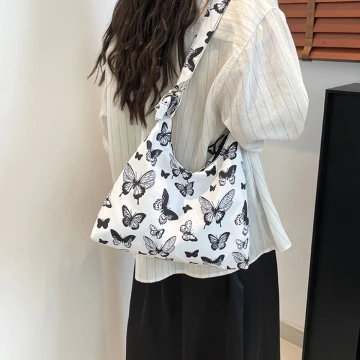 蝴蝶印花布藝&times;斜背包&times;黑白.avif