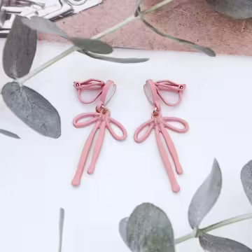 愛心粉紅蝴蝶領結&times;三角耳夾