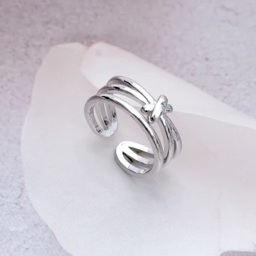 925銀飾&times;線條打結雙層&times;開口戒指.avif