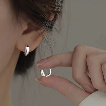 925銀針&times;光面水滴感&times;耳扣.avif