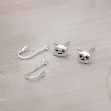 925銀針&times;小貓賣萌&times;後掛式耳環.avif