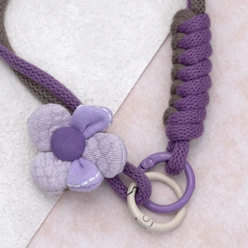 布藝小花朵&times;手機腕帶掛繩&times;紫色.avif