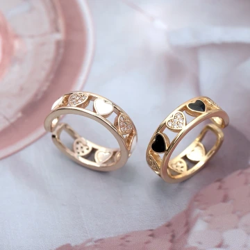 金愛心鏤空晶鑽&times;開口戒指.avif