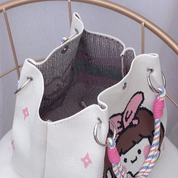 可愛女孩&times;針織手提袋.avif