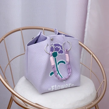 紫色康乃馨&times;針織手提袋.avif