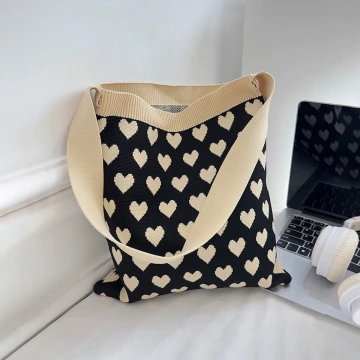 黑白愛心&times;針織&times;單肩背包.avif
