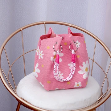 粉紅小雛菊&times;針織手提袋.avif
