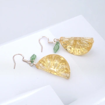 清新小檸檬&times;三角耳夾.avif
