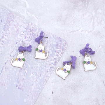 桃花盛開&times;三角耳夾.avif